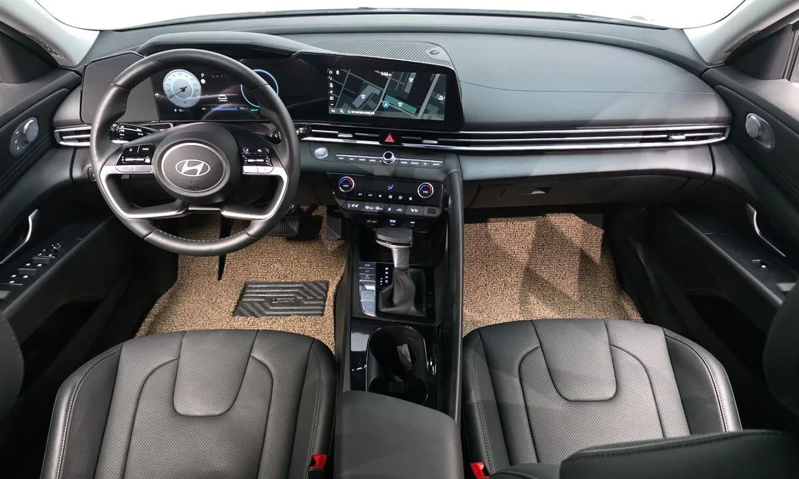 Hyundai AVANTE — фото 9