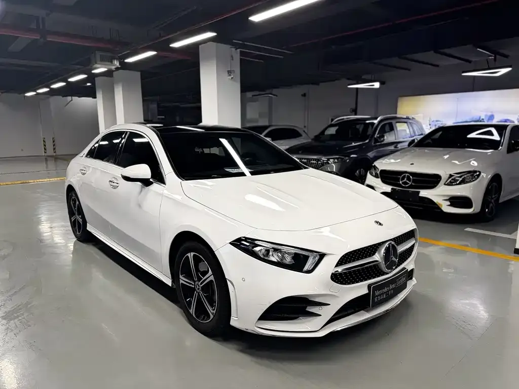 Mercedes-Benz A-Class — фото 9