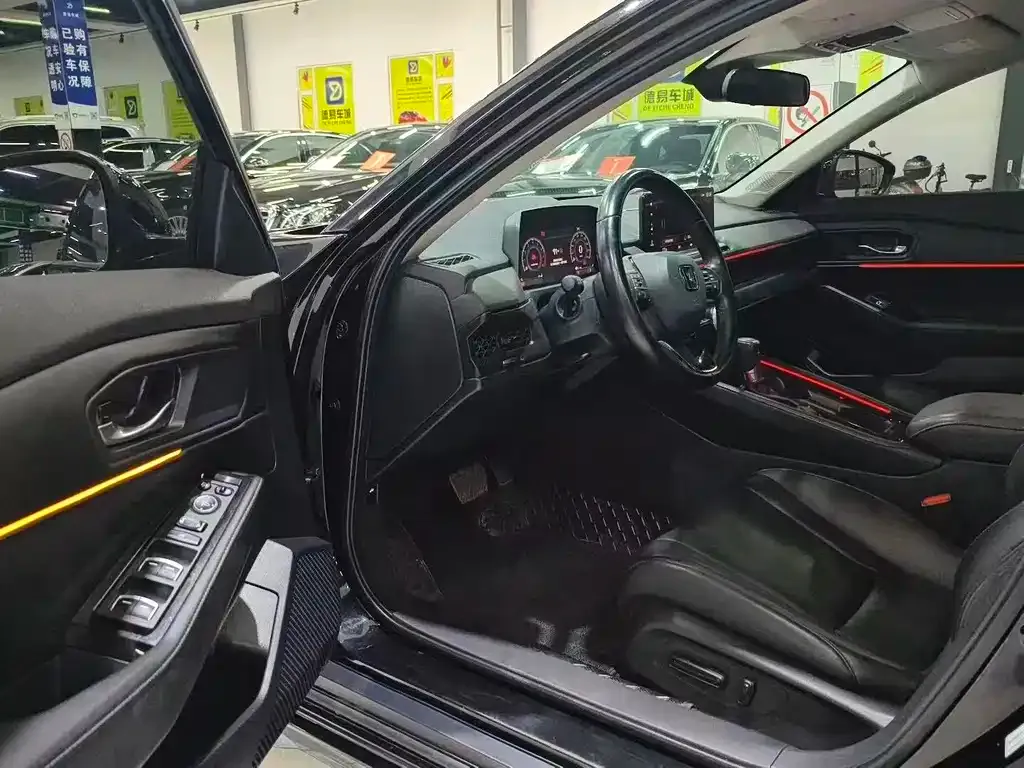 Honda Accord — фото 4