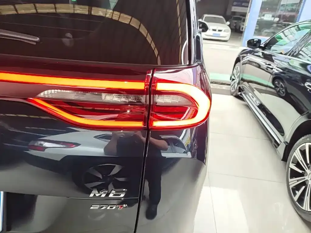 GAC Motor Trumpchi M6 — фото 7