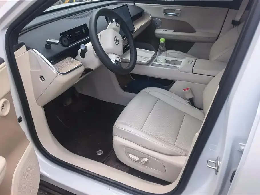 Toyota Platinum 3X 2025 из CN, фото 4