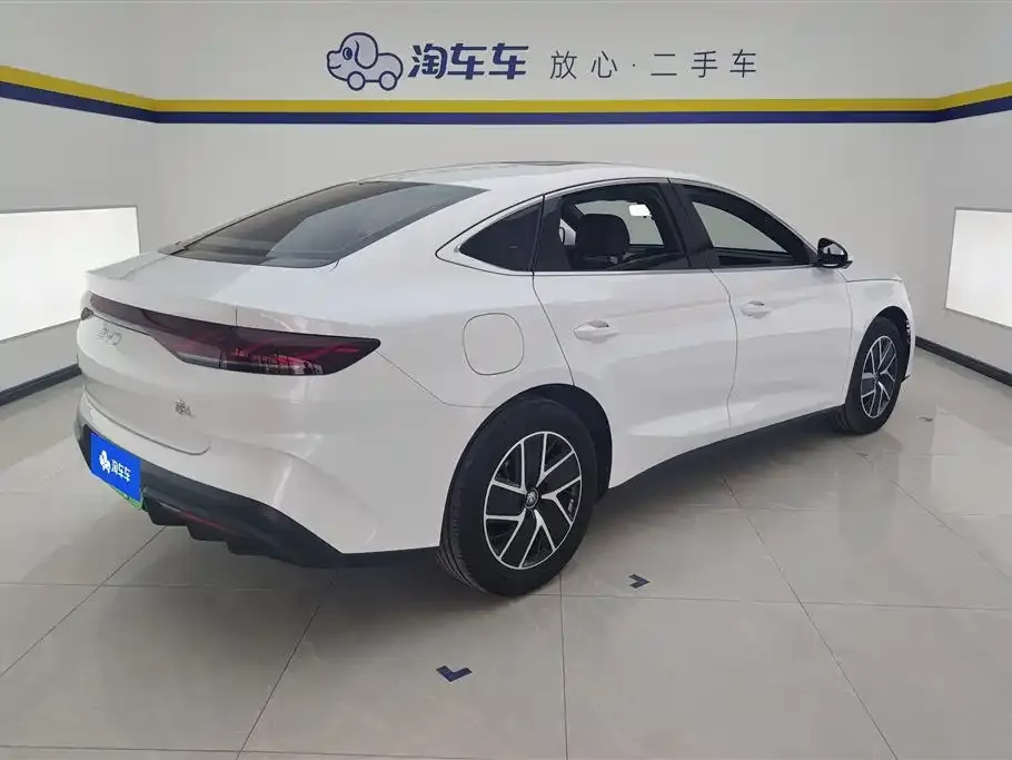 BYD Qin L — фото 5