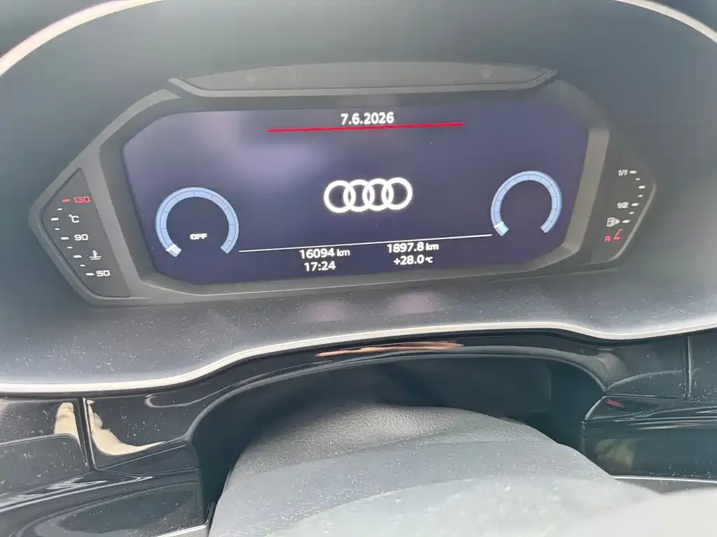 Audi Q3 — фото 2