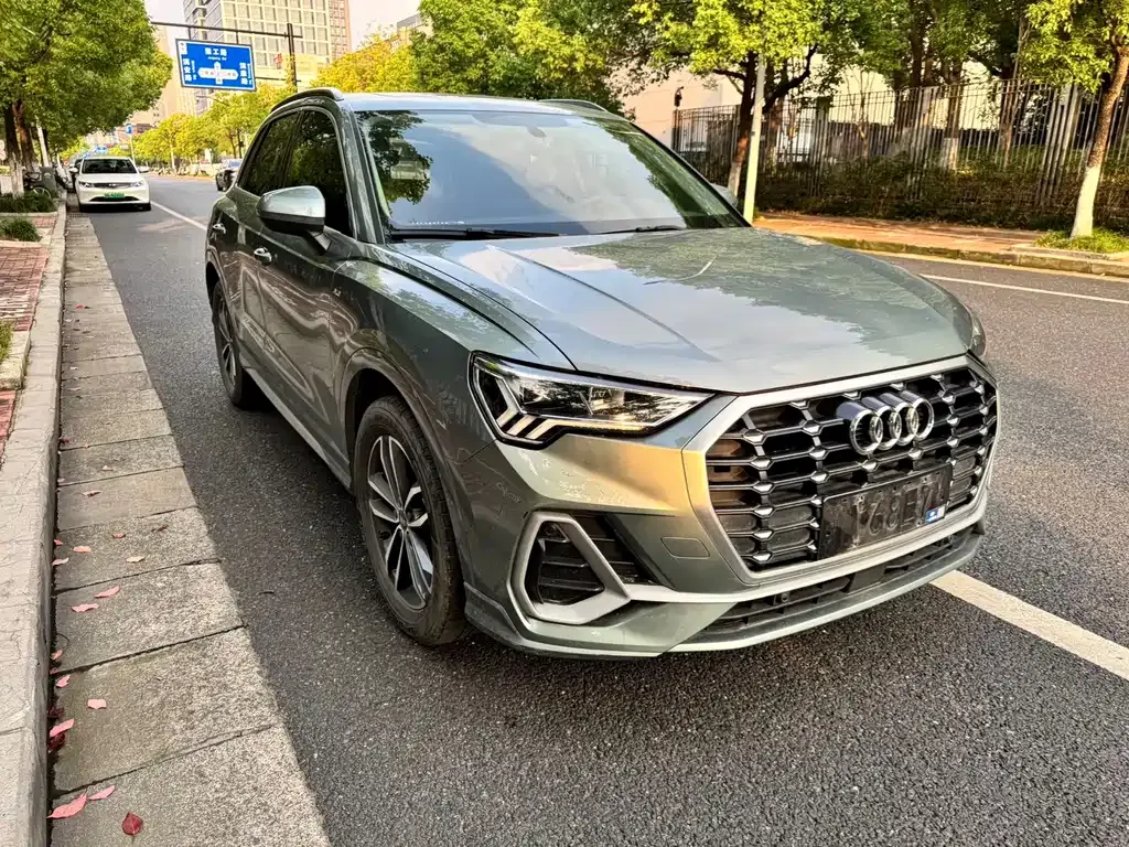 Audi Q3 — фото 7