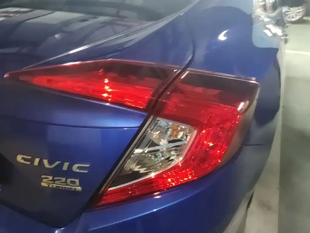 Honda Civic — фото 2