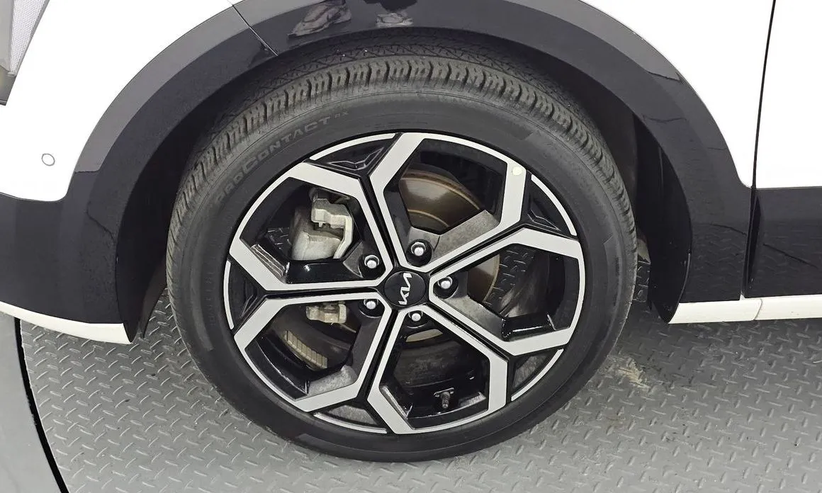Kia Niro — фото 9