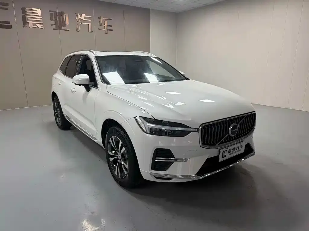 Volvo XC60 2022 из CN, фото 7