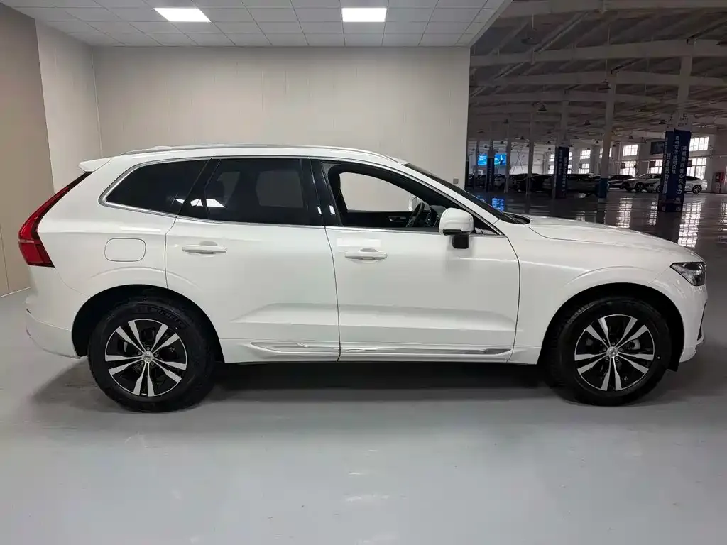 Volvo XC60 2022 из CN, фото 10