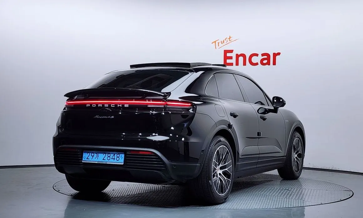 Porsche Macan 2025 из KR, фото 4