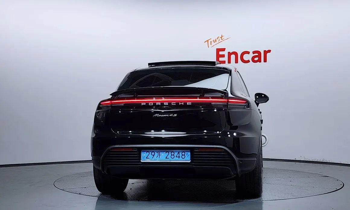 Porsche Macan 2025 из KR, фото 2