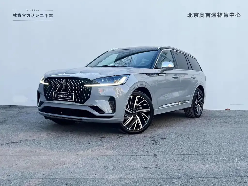 Lincoln Aviator — фото 1