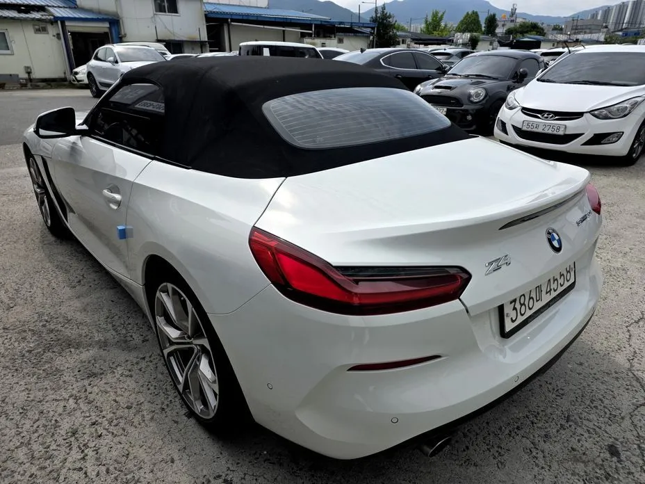 BMW Z4 2022 из KR, фото 4