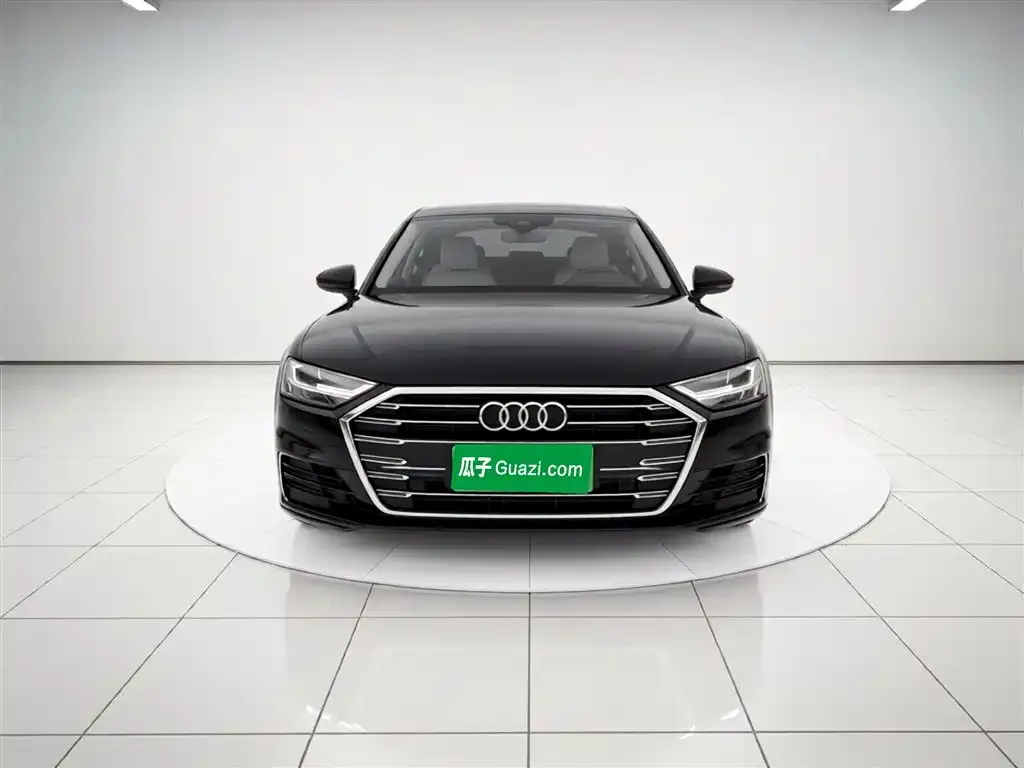 Audi A8 — фото 8