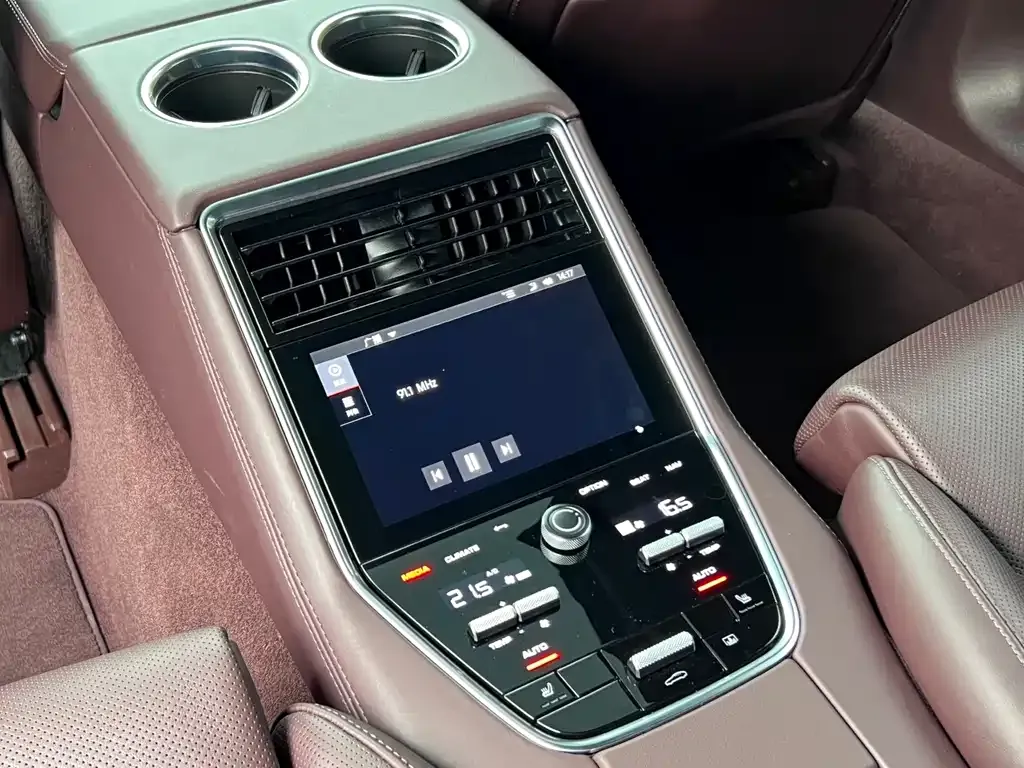 Porsche Panamera 2021 из CN, фото 3