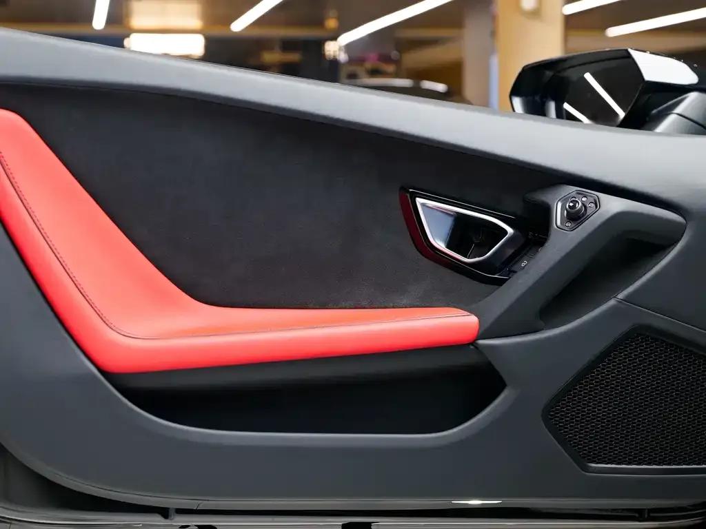 Lamborghini Huracan 2021 из CN, фото 4