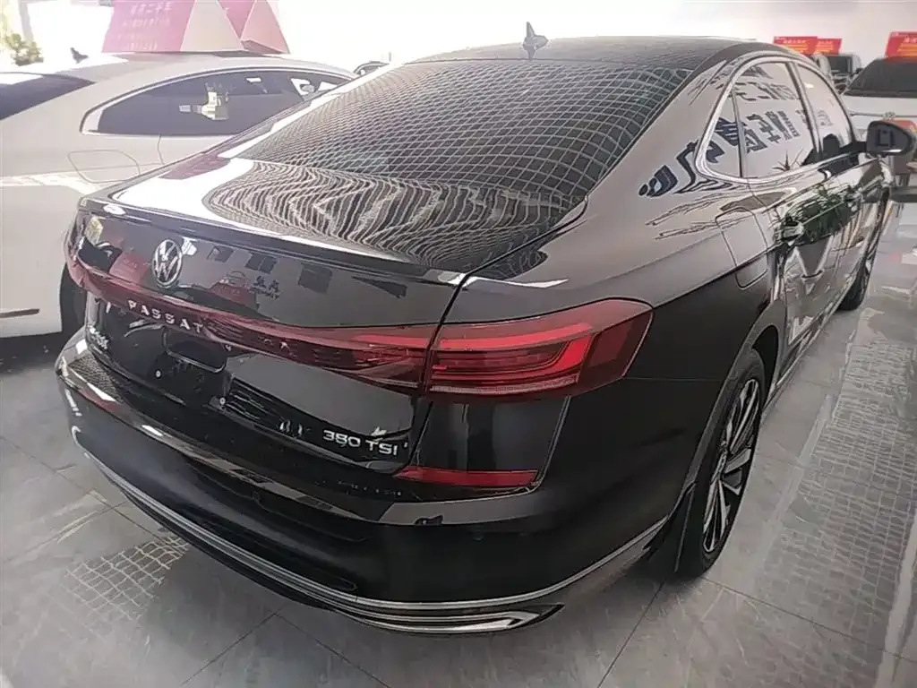 Volkswagen Passat — фото 3