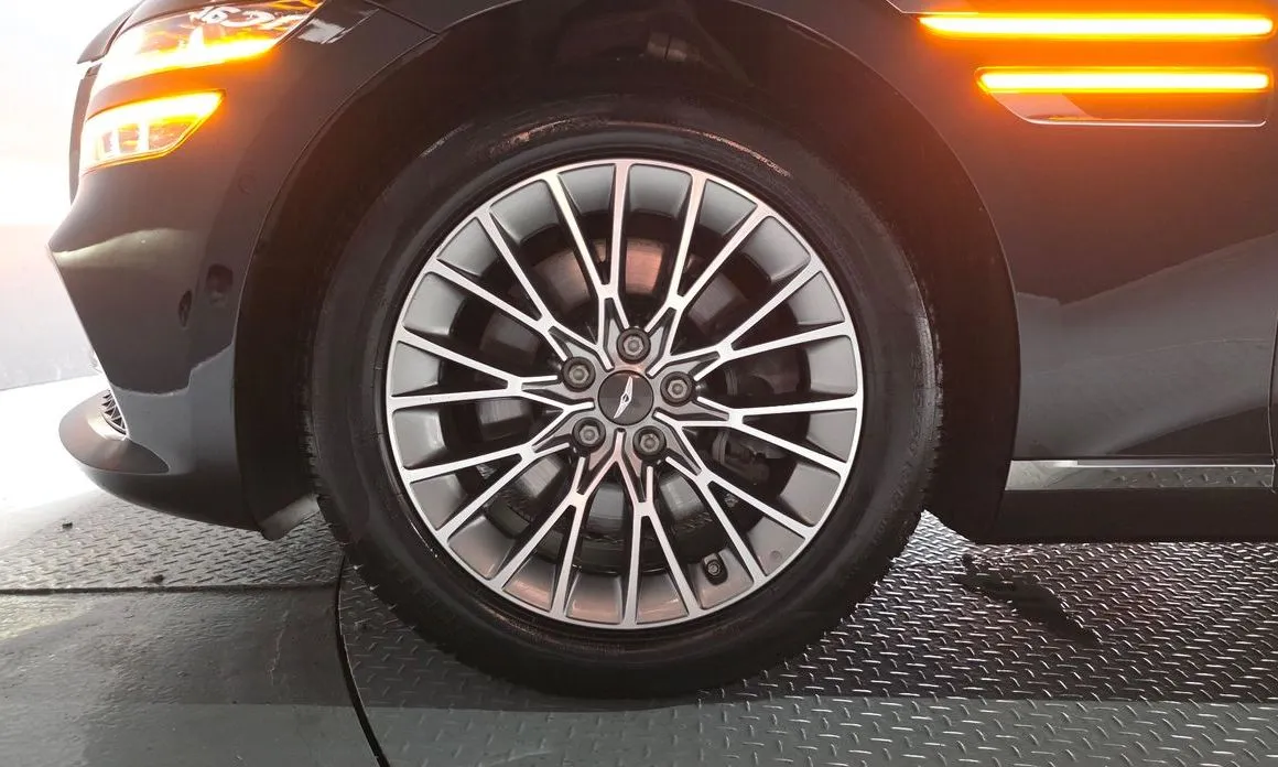Genesis G80 — фото 10