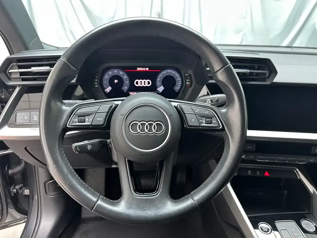 Audi A3 — фото 2