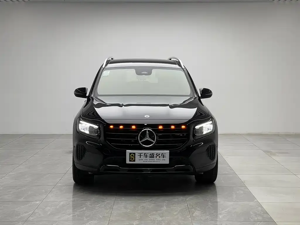 Mercedes-Benz GLB — фото 5