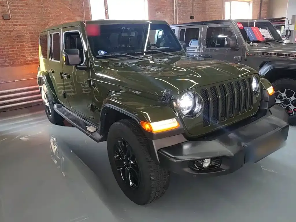 Jeep Wrangler 2023 из CN, фото 9