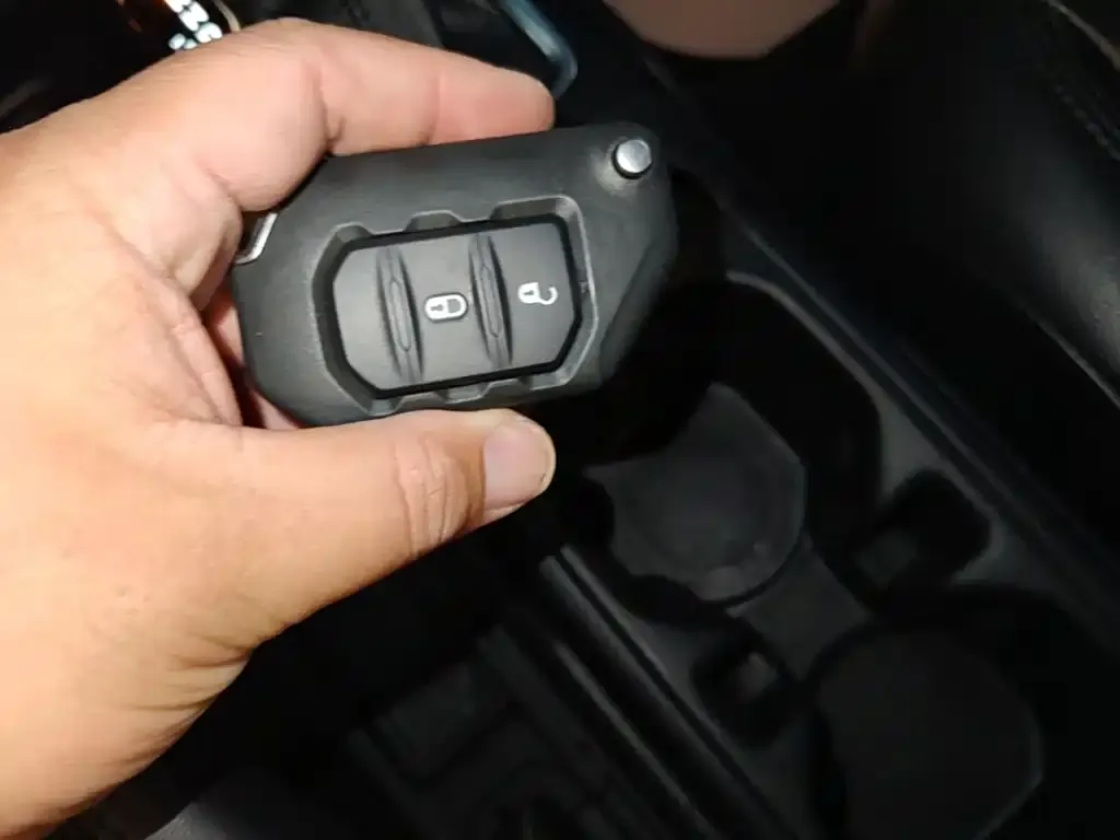 Jeep Wrangler 2023 из CN, фото 2