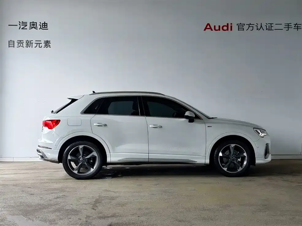 Audi Q3 — фото 9