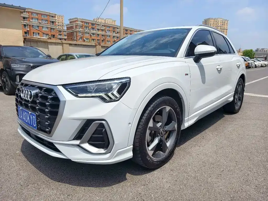 Audi Q3 — фото 5