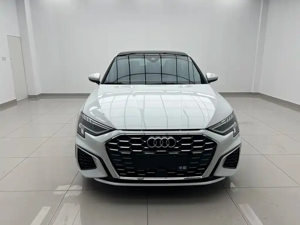 Audi A3 — фото 2
