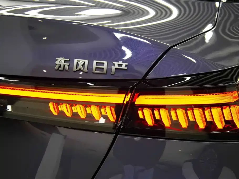 Nissan Teana — фото 8