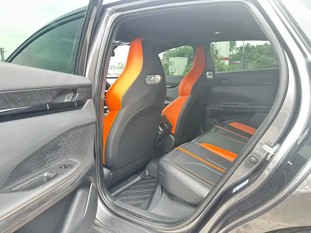Changan UNI-V 2024 из CN, фото 6