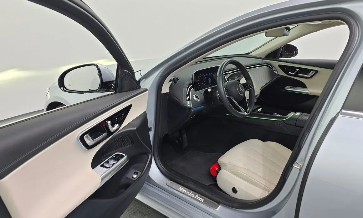 Mercedes-Benz E-Class 2025 из KR, фото 8