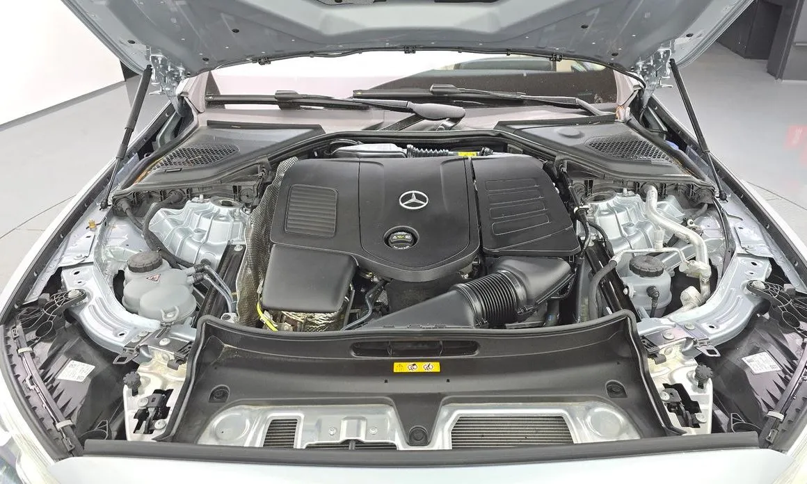 Mercedes-Benz E-Class 2025 из KR, фото 10