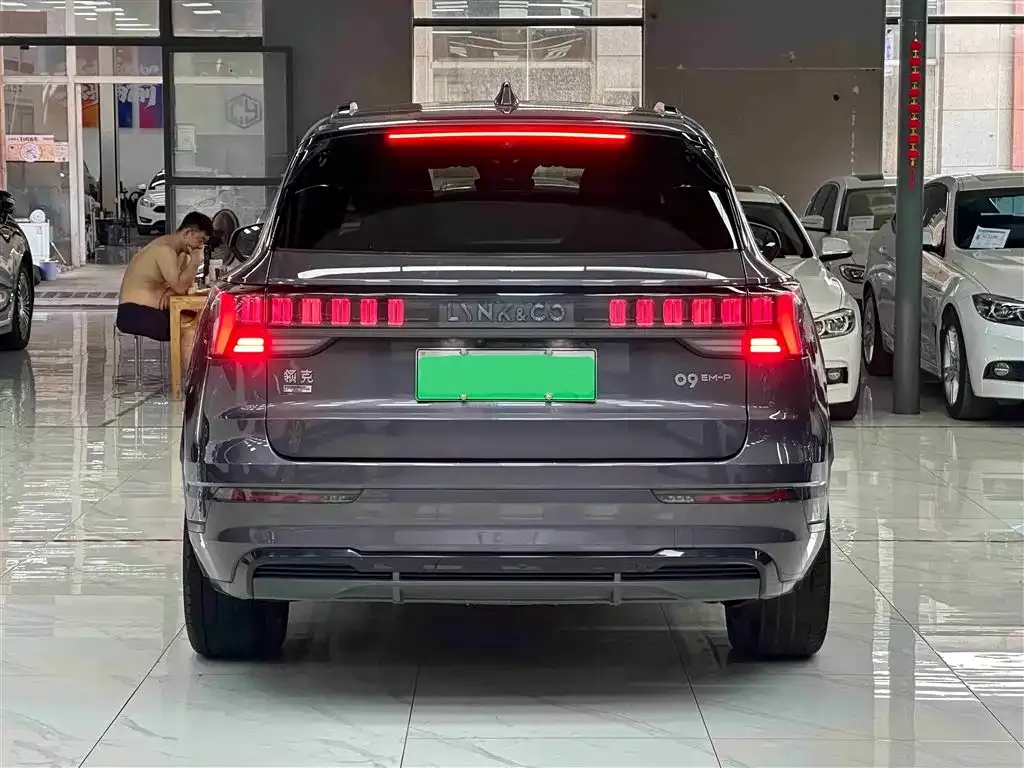 Lynk & Co 09 PHEV 2024 из CN, фото 9