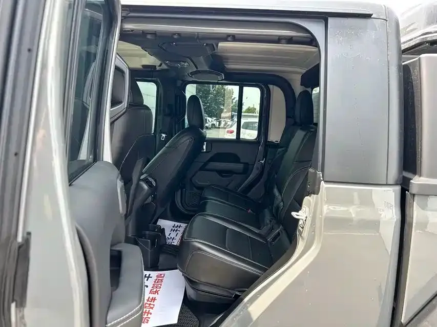 Jeep Gladiator 2025 из CN, фото 2