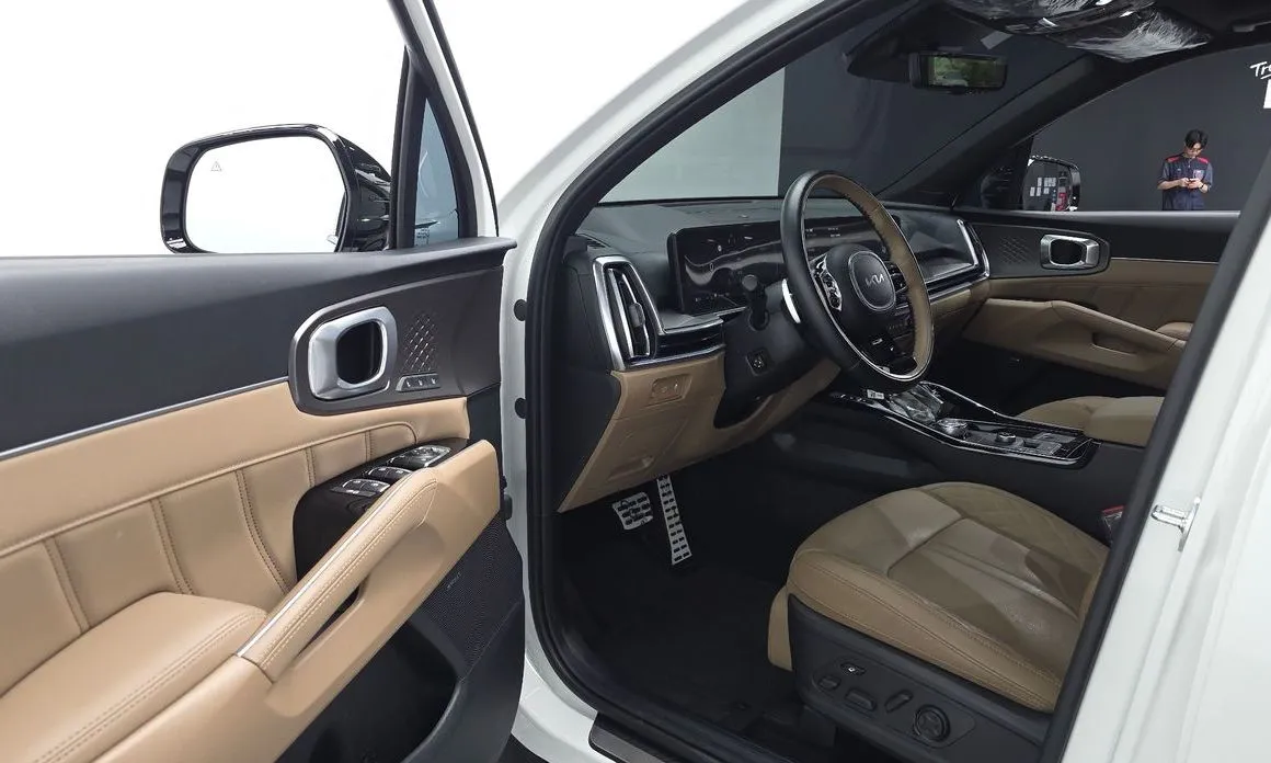 Kia Sorento — фото 4