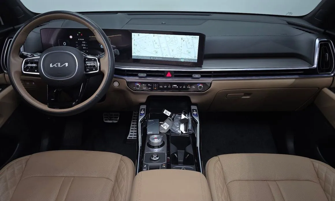 Kia Sorento — фото 10