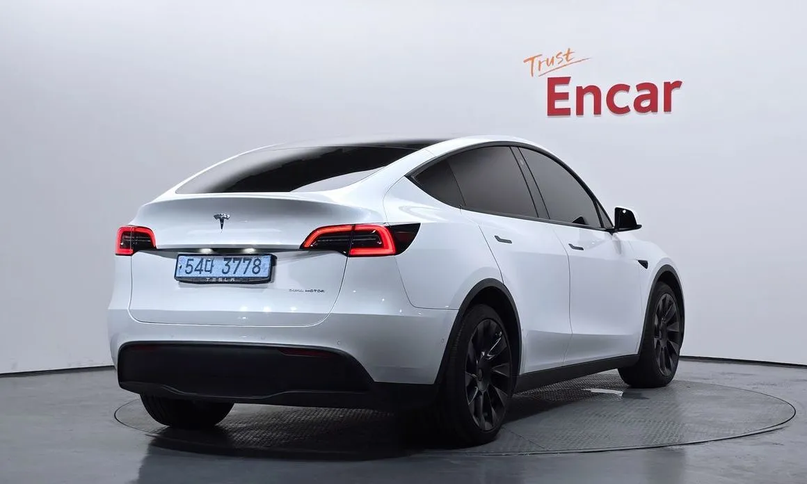 Tesla Model Y 2021 из KR, фото 7