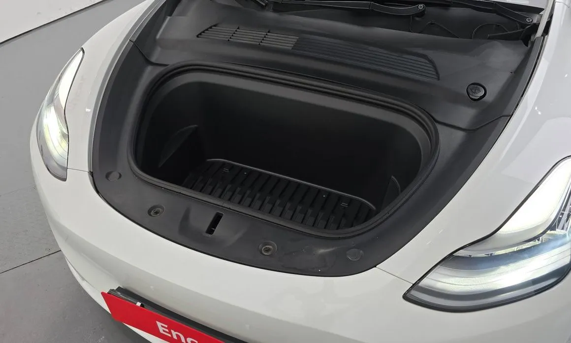 Tesla Model Y 2021 из KR, фото 6