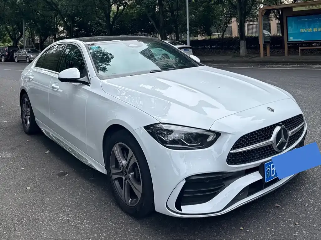 Mercedes-Benz C-Class — фото 10