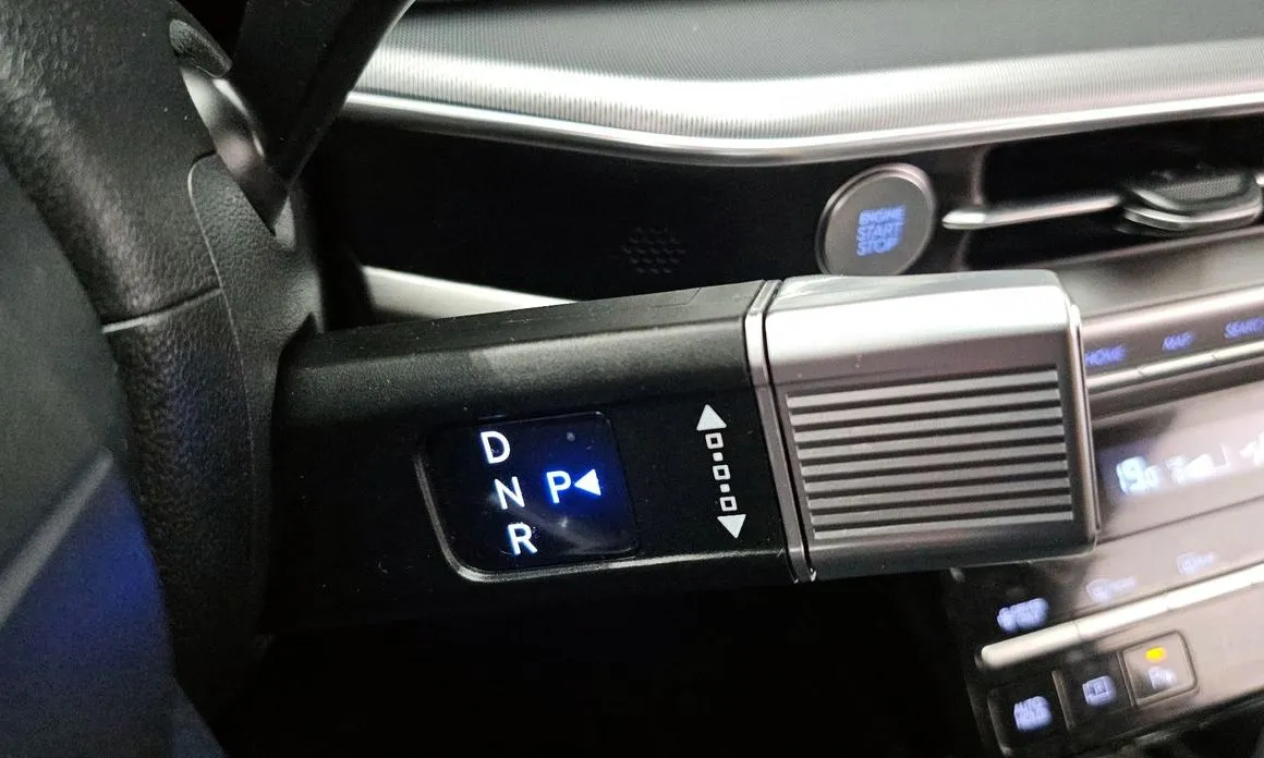 Hyundai Grandeur 2023 из KR, фото 8