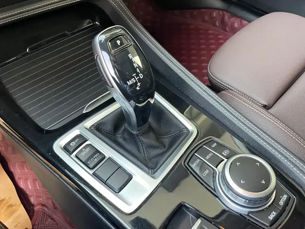 BMW 1 Series 2021 из CN, фото 5