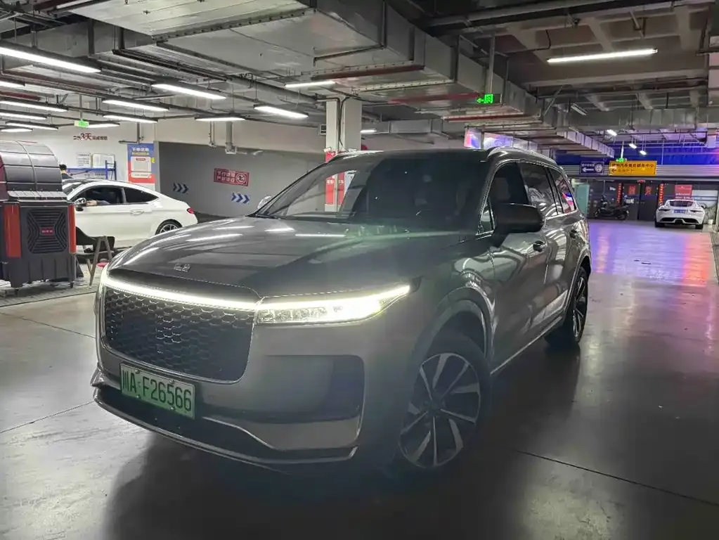 Li Auto ONE