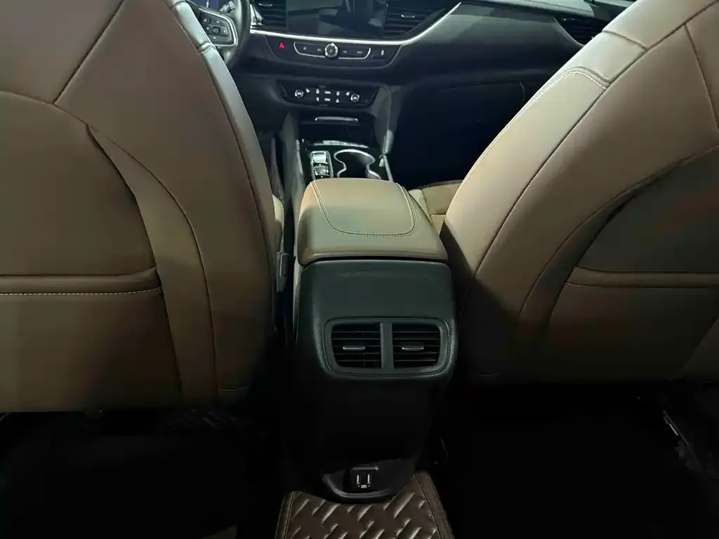 Buick Regal — фото 4