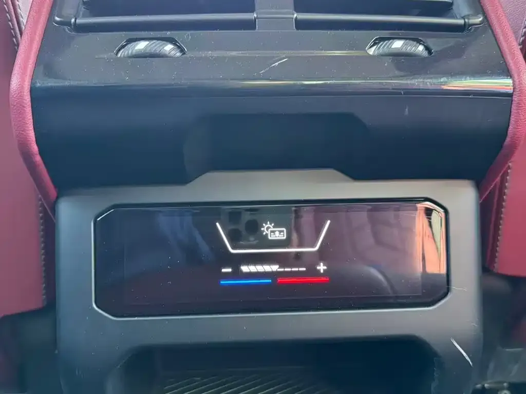 BMW i5 2025 из CN, фото 2