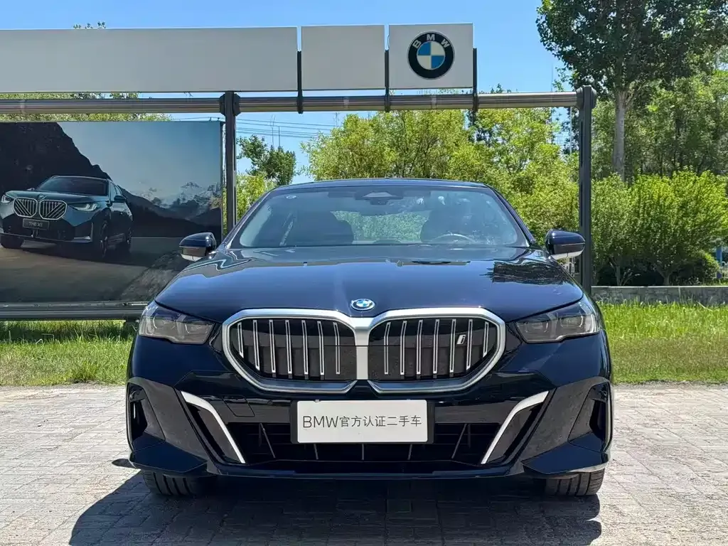 BMW i5 2025 из CN, фото 5