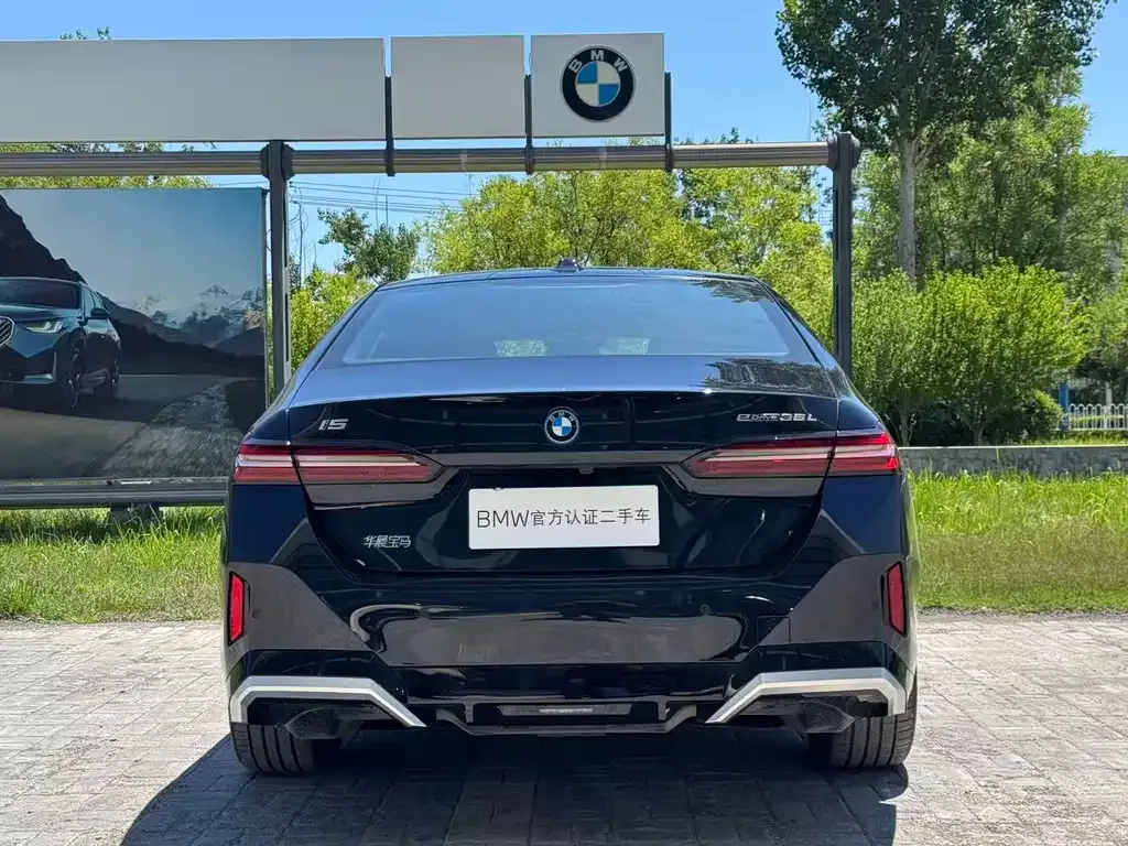 BMW i5 2025 из CN, фото 10