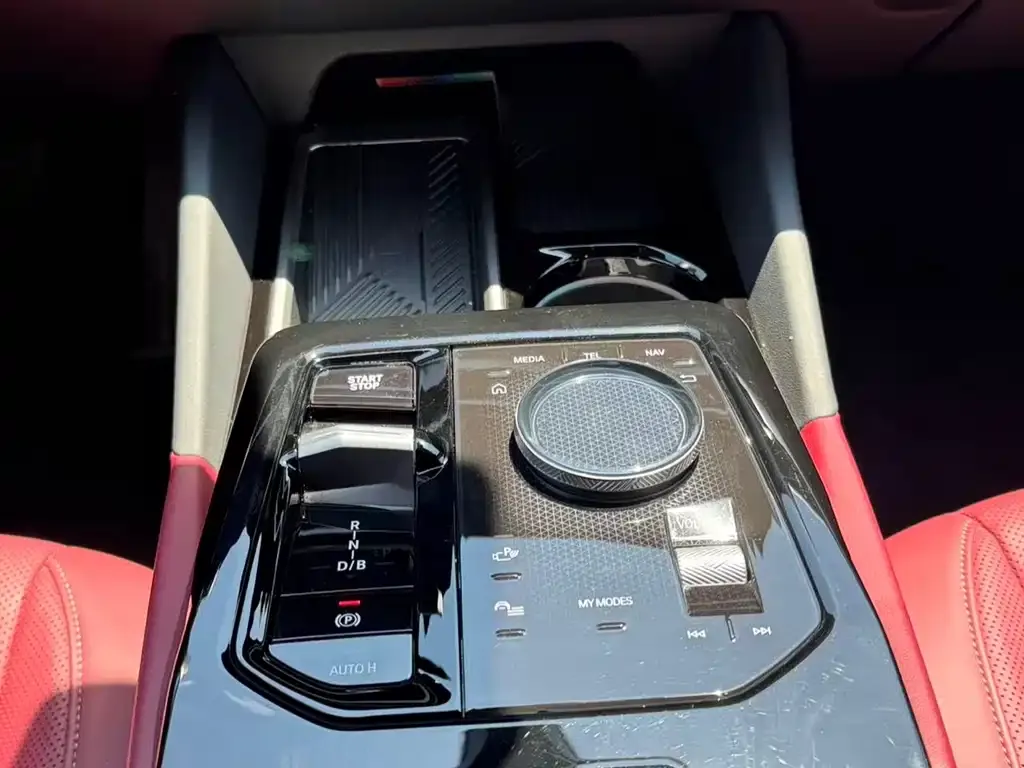 BMW i5 2025 из CN, фото 9