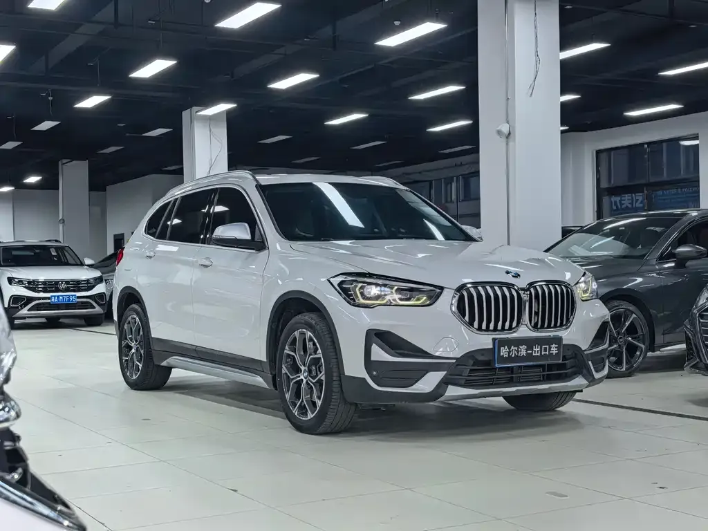 BMW X1 — фото 5