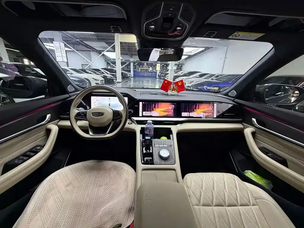 Geely Xingyue L — фото 10