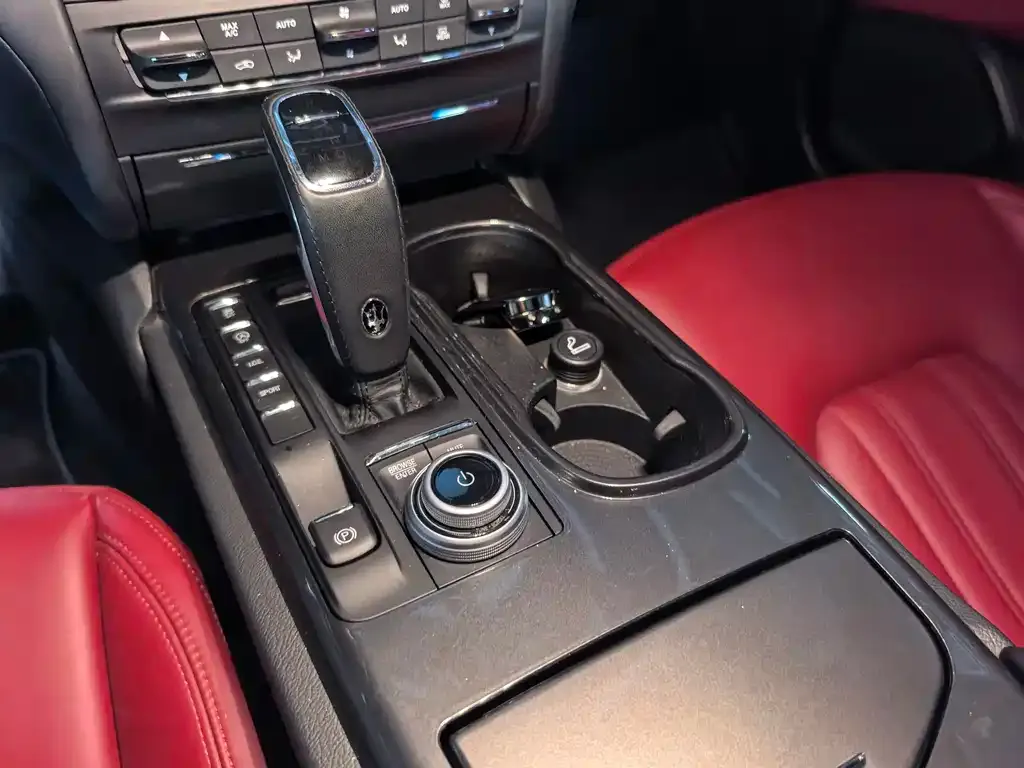 Maserati Ghibli — фото 5